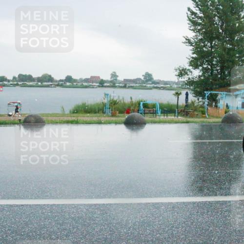 21.06.2025 - 27. Vierlanden-Triathlon H.Heesch http://msf.ph/oto/8009776 15.06.2025 13:41:51 Radfahren 1180, 1190, 1191 meine-sportfotos.de