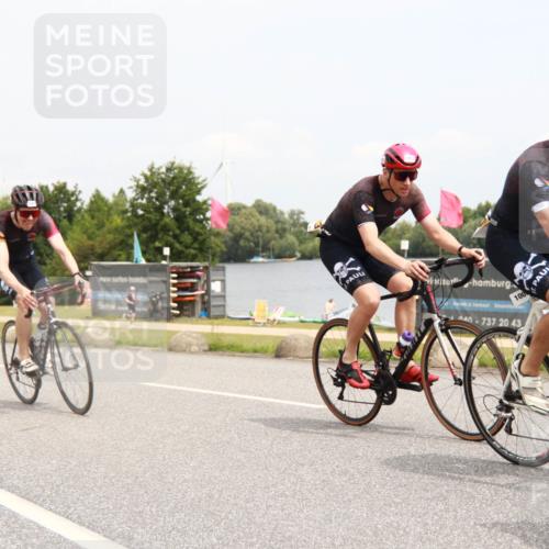 21.06.2025 - 27. Vierlanden-Triathlon H.Heesch http://msf.ph/oto/8009821 15.06.2025 12:31:43 Radfahren 785, 1000, 1001, 1002, 1003 meine-sportfotos.de