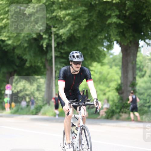 15.06.2025 - 7 Türme Triathlon Yannick Fuchs http://msf.ph/oto/8009899 15.06.2025 13:24:45 Radfahren 613, 674, 789, 924 meine-sportfotos.de
