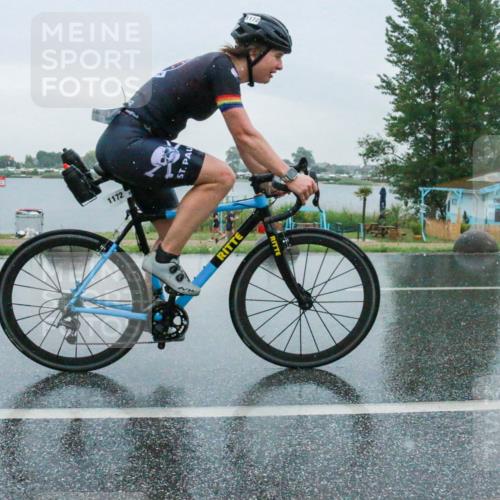 21.06.2025 - 27. Vierlanden-Triathlon H.Heesch http://msf.ph/oto/8009946 15.06.2025 13:44:45 Radfahren 1164, 1172, 1210 meine-sportfotos.de