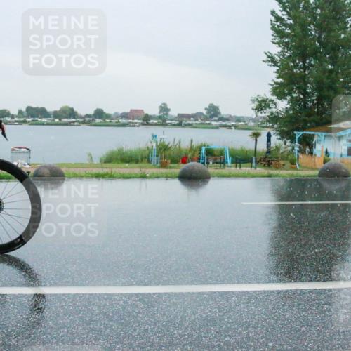 21.06.2025 - 27. Vierlanden-Triathlon H.Heesch http://msf.ph/oto/8009971 15.06.2025 13:45:57 Radfahren 1173 meine-sportfotos.de
