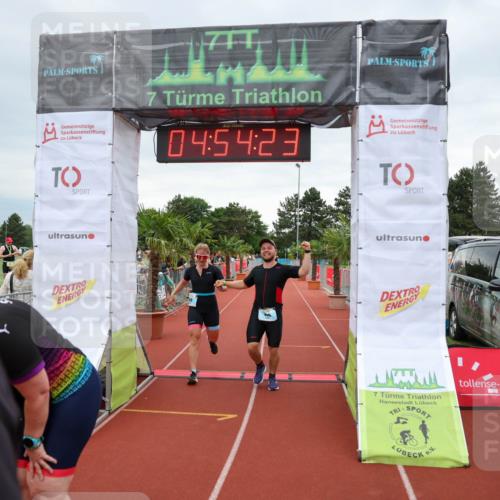 15.06.2025 - 7 Türme Triathlon Michael Strokosch http://msf.ph/oto/8009988 15.06.2025 14:54:23 Ziel 408, 409, 766, 874 meine-sportfotos.de