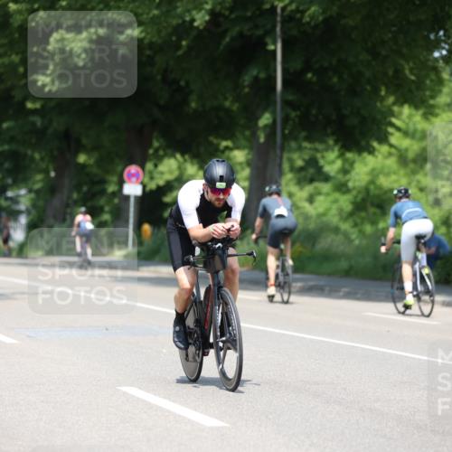 15.06.2025 - 7 Türme Triathlon Yannick Fuchs http://msf.ph/oto/8010050 15.06.2025 12:43:53 Radfahren 263, 287, 356, 561 meine-sportfotos.de