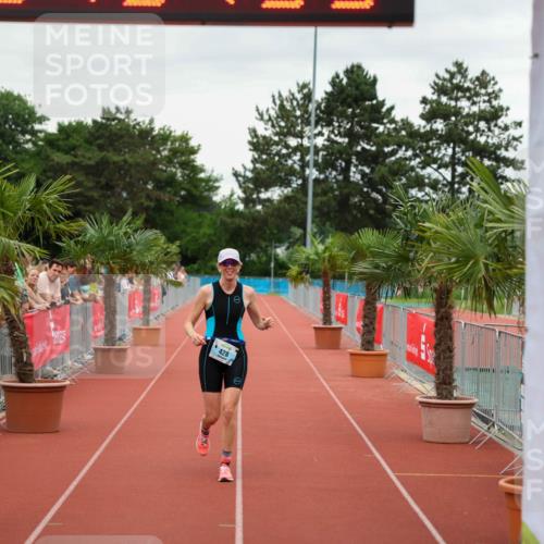 15.06.2025 - 7 Türme Triathlon Michael Strokosch http://msf.ph/oto/8010069 15.06.2025 14:54:35 Ziel 428, 576 meine-sportfotos.de