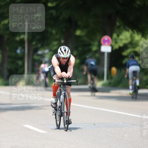 15.06.2025 - 7 Türme Triathlon Yannick Fuchs http://msf.ph/oto/8010088 15.06.2025 12:43:55 Radfahren 233, 263, 287, 356, 561 meine-sportfotos.de