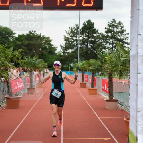 15.06.2025 - 7 Türme Triathlon Michael Strokosch http://msf.ph/oto/8010100 15.06.2025 14:54:36 Ziel 428, 576 meine-sportfotos.de