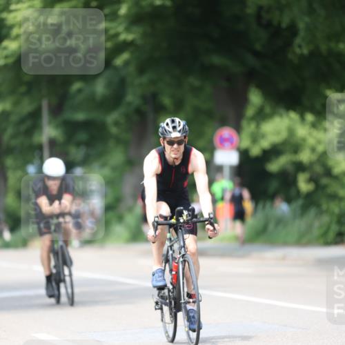 15.06.2025 - 7 Türme Triathlon Yannick Fuchs http://msf.ph/oto/8010132 15.06.2025 13:24:56 Radfahren 208, 473, 550 meine-sportfotos.de