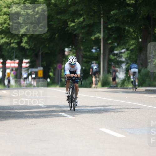 15.06.2025 - 7 Türme Triathlon Yannick Fuchs http://msf.ph/oto/8010163 15.06.2025 12:43:58 Radfahren 233, 263, 356, 561 meine-sportfotos.de