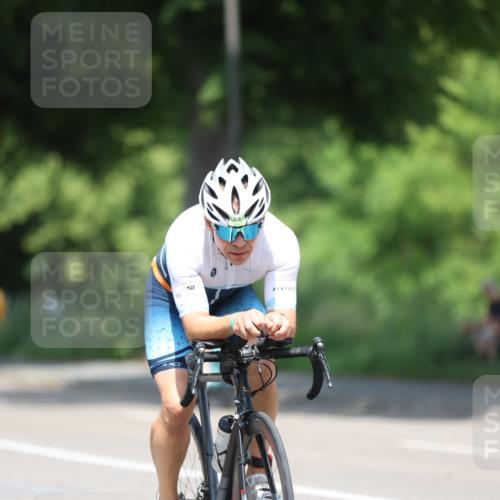 15.06.2025 - 7 Türme Triathlon Yannick Fuchs http://msf.ph/oto/8010212 15.06.2025 12:44:00 Radfahren 233, 561 meine-sportfotos.de