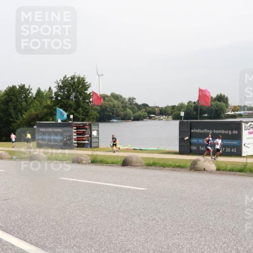 15.06.2025 - 27. Vierlanden-Triathlon H.Heesch http://msf.ph/oto/8010213 15.06.2025 11:00:39 Radfahren 61, 157, 162, 417, 638 meine-sportfotos.de