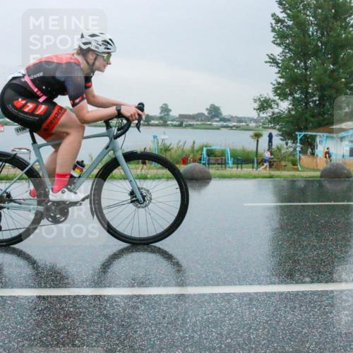 21.06.2025 - 27. Vierlanden-Triathlon H.Heesch http://msf.ph/oto/8010223 15.06.2025 13:48:27 Radfahren 1196 meine-sportfotos.de