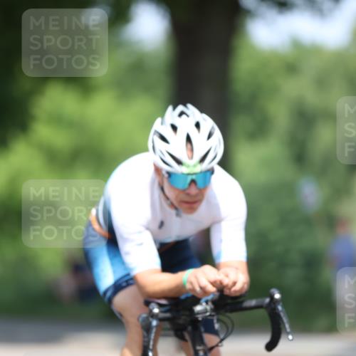 15.06.2025 - 7 Türme Triathlon Yannick Fuchs http://msf.ph/oto/8010225 15.06.2025 12:44:00 Radfahren 233, 561 meine-sportfotos.de