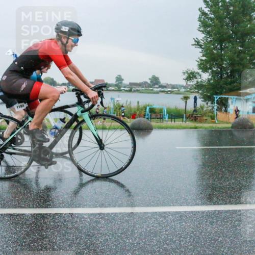 21.06.2025 - 27. Vierlanden-Triathlon H.Heesch http://msf.ph/oto/8010339 15.06.2025 13:49:17 Radfahren 1184, 1226 meine-sportfotos.de