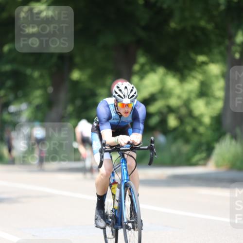 15.06.2025 - 7 Türme Triathlon Yannick Fuchs http://msf.ph/oto/8010351 15.06.2025 12:44:08 Radfahren 363 meine-sportfotos.de