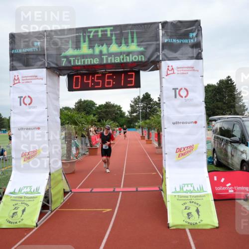 15.06.2025 - 7 Türme Triathlon Michael Strokosch http://msf.ph/oto/8010368 15.06.2025 14:56:13 Ziel 378, 673 meine-sportfotos.de