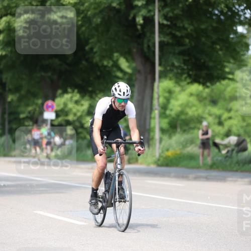 15.06.2025 - 7 Türme Triathlon Yannick Fuchs http://msf.ph/oto/8010485 15.06.2025 13:25:37 Radfahren 536, 612, 862 meine-sportfotos.de