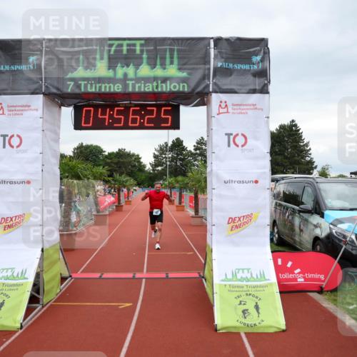15.06.2025 - 7 Türme Triathlon Michael Strokosch http://msf.ph/oto/8010488 15.06.2025 14:56:24 Ziel 553, 673 meine-sportfotos.de