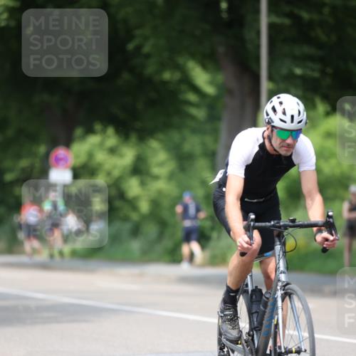 15.06.2025 - 7 Türme Triathlon Yannick Fuchs http://msf.ph/oto/8010493 15.06.2025 13:25:37 Radfahren 536, 612, 862 meine-sportfotos.de