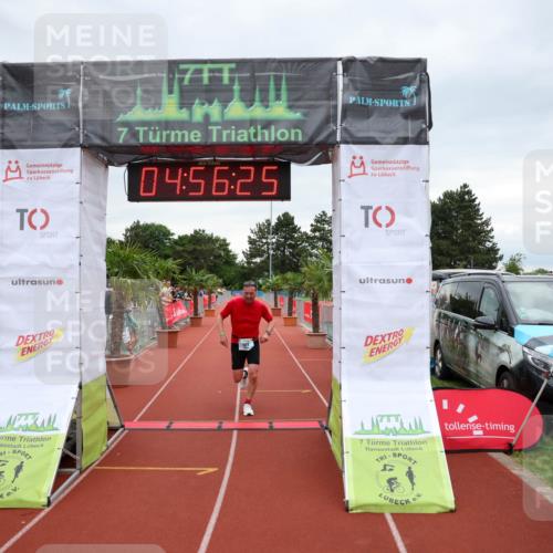 15.06.2025 - 7 Türme Triathlon Michael Strokosch http://msf.ph/oto/8010503 15.06.2025 14:56:25 Ziel 553, 673 meine-sportfotos.de