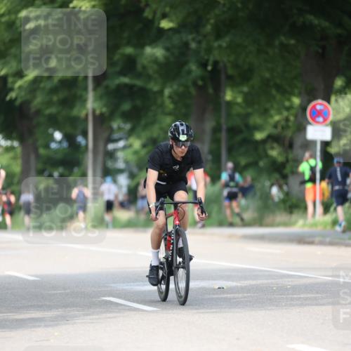 15.06.2025 - 7 Türme Triathlon Yannick Fuchs http://msf.ph/oto/8010564 15.06.2025 13:25:40 Radfahren 536, 626, 862 meine-sportfotos.de
