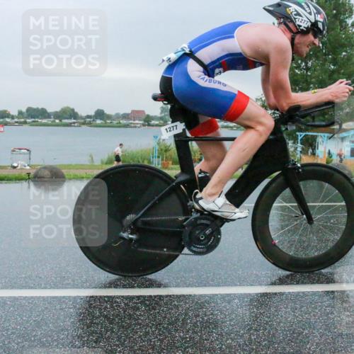 21.06.2025 - 27. Vierlanden-Triathlon H.Heesch http://msf.ph/oto/8010567 15.06.2025 13:51:19 Radfahren 1175, 1277 meine-sportfotos.de