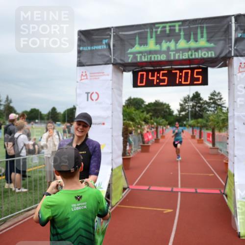 15.06.2025 - 7 Türme Triathlon Michael Strokosch http://msf.ph/oto/8010669 15.06.2025 14:57:05 Ziel 302, 660 meine-sportfotos.de