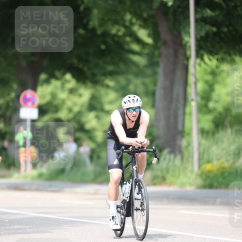 15.06.2025 - 7 Türme Triathlon Yannick Fuchs http://msf.ph/oto/8010671 15.06.2025 13:25:44 Radfahren 626, 734 meine-sportfotos.de