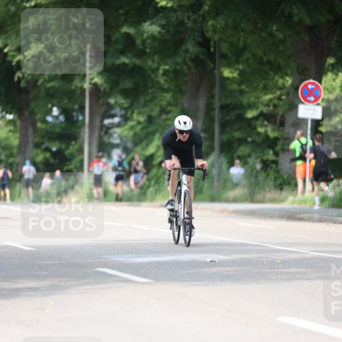 15.06.2025 - 7 Türme Triathlon Yannick Fuchs http://msf.ph/oto/8010732 15.06.2025 13:25:48 Radfahren 562, 626, 734, 769 meine-sportfotos.de