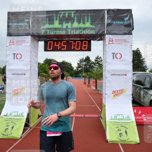 15.06.2025 - 7 Türme Triathlon Michael Strokosch http://msf.ph/oto/8010759 15.06.2025 14:57:08 Ziel 302, 660 meine-sportfotos.de