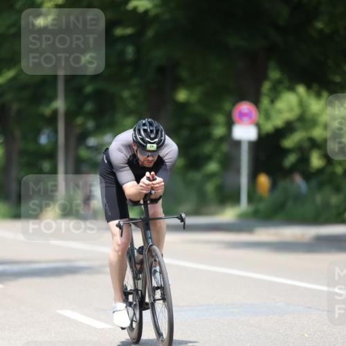 15.06.2025 - 7 Türme Triathlon Yannick Fuchs http://msf.ph/oto/8010776 15.06.2025 12:44:22 Radfahren 219 meine-sportfotos.de