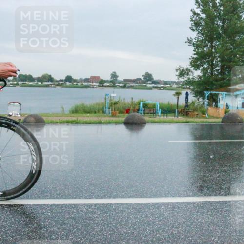 21.06.2025 - 27. Vierlanden-Triathlon H.Heesch http://msf.ph/oto/8010789 15.06.2025 13:54:06 Radfahren 1310 meine-sportfotos.de