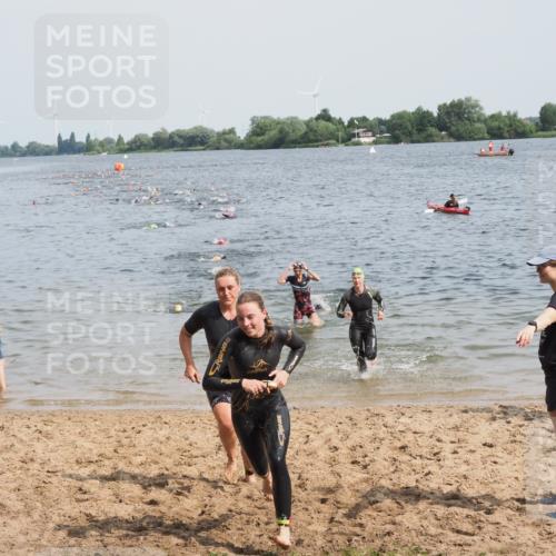 21.06.2025 - 27. Vierlanden-Triathlon MichiJ http://msf.ph/oto/8010850 15.06.2026 10:13:40 Schwimmen 513, 545, 585, 622 meine-sportfotos.de