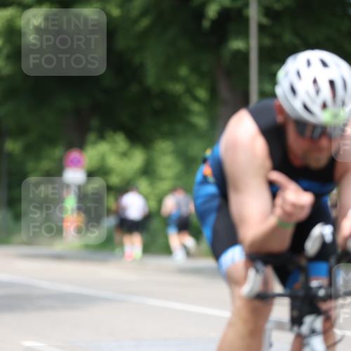 15.06.2025 - 7 Türme Triathlon Yannick Fuchs http://msf.ph/oto/8010967 15.06.2025 13:25:55 Radfahren 562, 769, 855, 887, 939, 955 meine-sportfotos.de