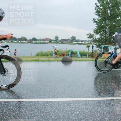 21.06.2025 - 27. Vierlanden-Triathlon H.Heesch http://msf.ph/oto/8010974 15.06.2025 13:56:01 Radfahren 1270, 1275 meine-sportfotos.de