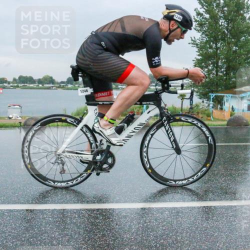 21.06.2025 - 27. Vierlanden-Triathlon H.Heesch http://msf.ph/oto/8011003 15.06.2025 13:56:13 Radfahren 1246, 1252, 1281 meine-sportfotos.de