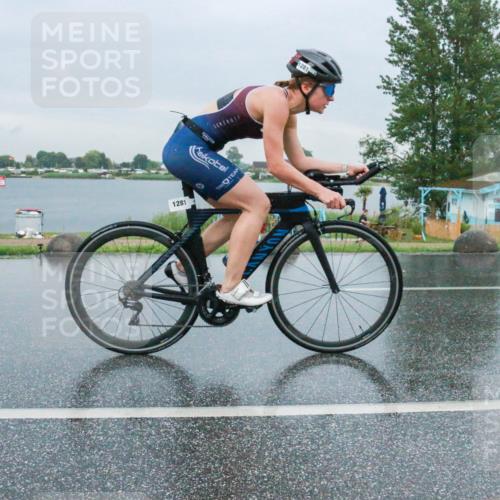 21.06.2025 - 27. Vierlanden-Triathlon H.Heesch http://msf.ph/oto/8011020 15.06.2025 13:56:14 Radfahren 1246, 1252, 1281 meine-sportfotos.de