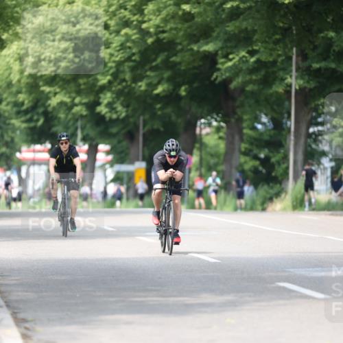 15.06.2025 - 7 Türme Triathlon Yannick Fuchs http://msf.ph/oto/8011123 15.06.2025 13:25:59 Radfahren 294, 855, 887, 939, 955 meine-sportfotos.de