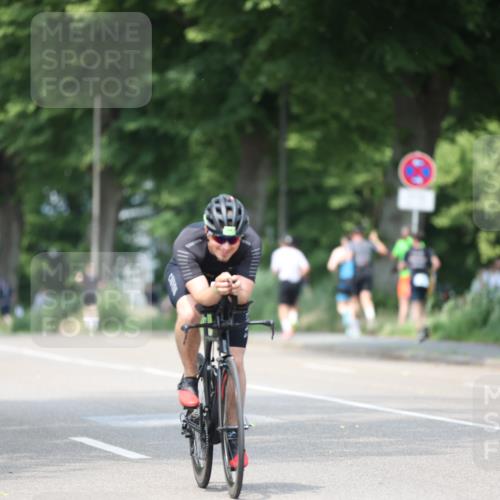 15.06.2025 - 7 Türme Triathlon Yannick Fuchs http://msf.ph/oto/8011174 15.06.2025 13:26:00 Radfahren 294, 855, 887, 939, 955 meine-sportfotos.de