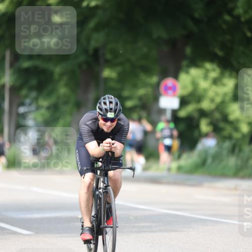 15.06.2025 - 7 Türme Triathlon Yannick Fuchs http://msf.ph/oto/8011183 15.06.2025 13:26:01 Radfahren 294, 887, 939, 955 meine-sportfotos.de