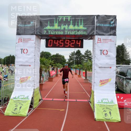15.06.2025 - 7 Türme Triathlon Michael Strokosch http://msf.ph/oto/8011194 15.06.2025 14:59:24 Ziel 334 meine-sportfotos.de