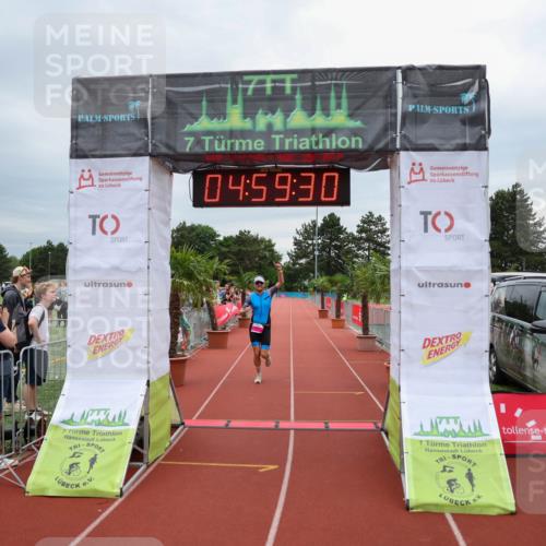 15.06.2025 - 7 Türme Triathlon Michael Strokosch http://msf.ph/oto/8011261 15.06.2025 14:59:30 Ziel 287, 334 meine-sportfotos.de