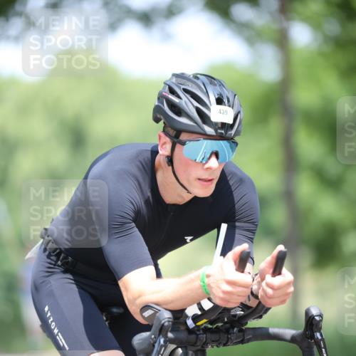 15.06.2025 - 7 Türme Triathlon Yannick Fuchs http://msf.ph/oto/8011299 15.06.2025 12:45:34 Radfahren 363, 439, 551, 657 meine-sportfotos.de