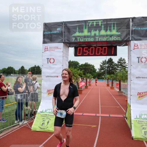 15.06.2025 - 7 Türme Triathlon Michael Strokosch http://msf.ph/oto/8011316 15.06.2025 15:00:01 Ziel 587 meine-sportfotos.de