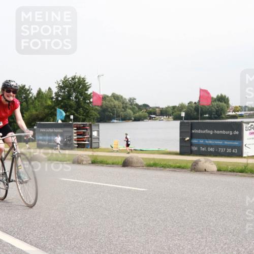 15.06.2025 - 27. Vierlanden-Triathlon H.Heesch http://msf.ph/oto/8011338 15.06.2025 11:02:50 Radfahren 510, 519, 522, 532, 594, 628, 634, 639, 725, 735 meine-sportfotos.de