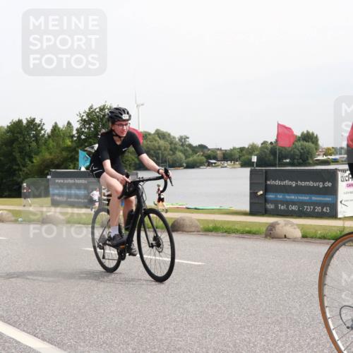 15.06.2025 - 27. Vierlanden-Triathlon H.Heesch http://msf.ph/oto/8011349 15.06.2025 11:02:51 Radfahren 510, 519, 532, 594, 628, 634, 639, 725 meine-sportfotos.de