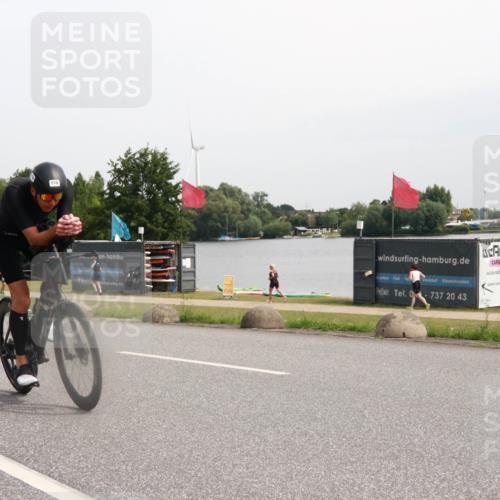 15.06.2025 - 27. Vierlanden-Triathlon H.Heesch http://msf.ph/oto/8011435 15.06.2025 11:03:12 Radfahren 138, 176, 604, 677, 761, 764 meine-sportfotos.de