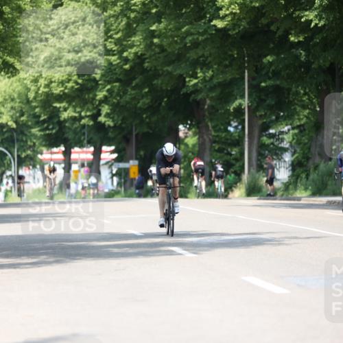 15.06.2025 - 7 Türme Triathlon Yannick Fuchs http://msf.ph/oto/8011439 15.06.2025 12:45:43 Radfahren 236, 242, 318, 370, 414, 657 meine-sportfotos.de