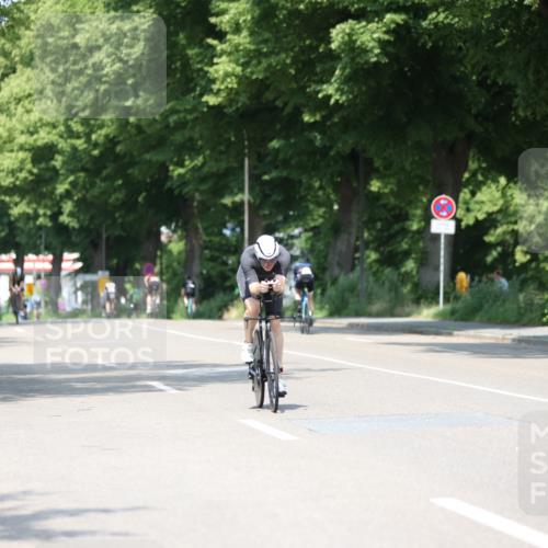15.06.2025 - 7 Türme Triathlon Yannick Fuchs http://msf.ph/oto/8011458 15.06.2025 12:45:44 Radfahren 236, 242, 318, 370, 414 meine-sportfotos.de