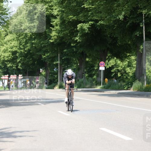 15.06.2025 - 7 Türme Triathlon Yannick Fuchs http://msf.ph/oto/8011468 15.06.2025 12:45:44 Radfahren 236, 242, 318, 370, 414 meine-sportfotos.de