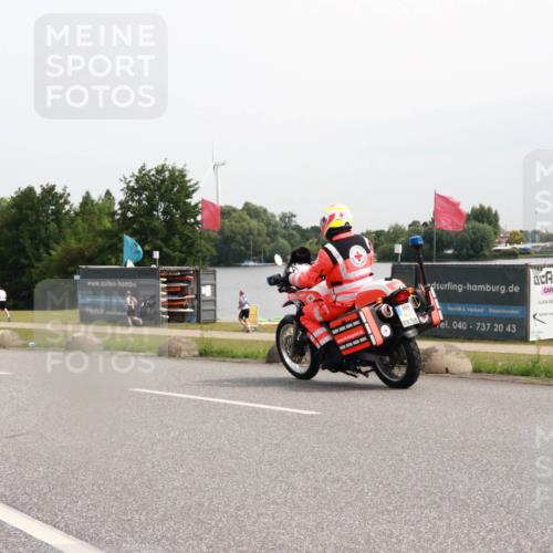 15.06.2025 - 27. Vierlanden-Triathlon H.Heesch http://msf.ph/oto/8011484 15.06.2025 11:03:34 Radfahren 159, 210 meine-sportfotos.de